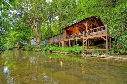 Creekside R&R in Blue Ridge, USA