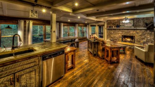 Two-Bedroom Holiday Home image 3