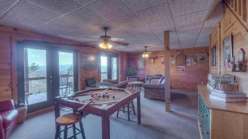 Cabin Sweet Cabin by Escape to Blue Ridge - image 8