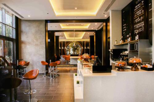 Bar/ Salón, Centro Corniche Al Khobar by Rotana in Al-Khobar