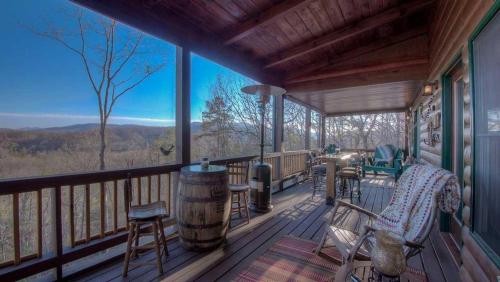 EddieBear in Blue Ridge, USA