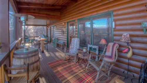 EddieBear in Blue Ridge, USA