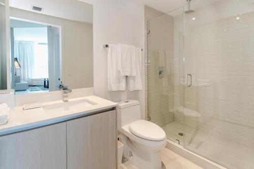 NEW 2019 Suite Breathtaking OceanViews 22nd Floor! - image 2