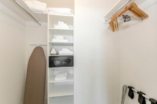 BrandNEW 2019 SUITE Amazing Ocean Views 21stFloor - image 8