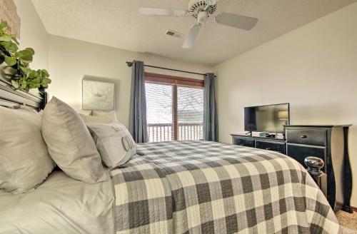 Lovely Condo Less Than 3 Miles to Silver Dollar City! - image 8
