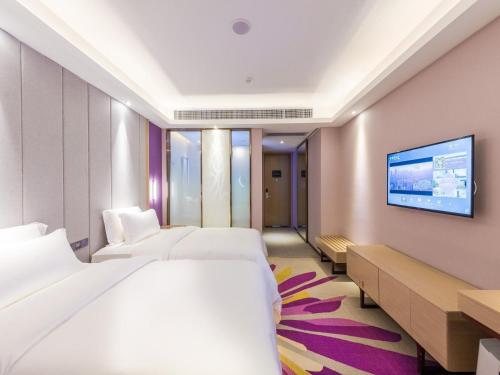 Lavande Hotel·Foshan Zhoucun Liguang Road Xunfenggang Metro station Foshan