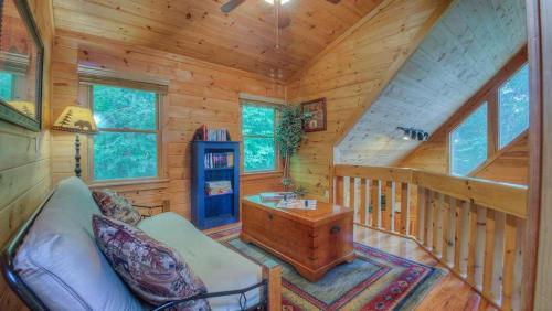 High Expectations in Mineral Bluff, USA
