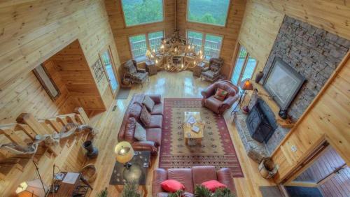 High Five Lodge by Escape to Blue Ridge - image 7