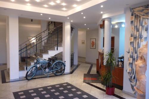 Lobby, Hotel Bachwiesen in Langensendelbach