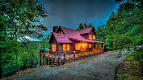 Three-Bedroom Holiday Home