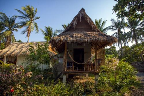 Retro Kampot Guesthouse in Kampot