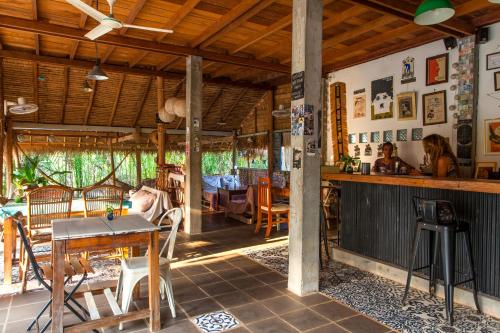 Restaurant, Retro Kampot Guesthouse in Kampot
