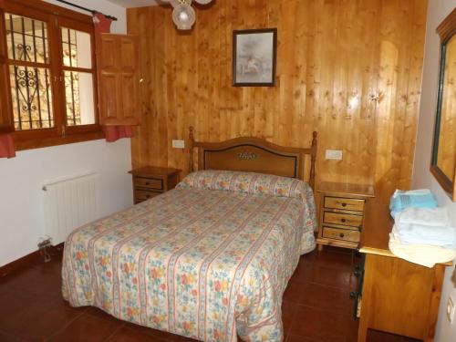 3 bedrooms, 5 beds