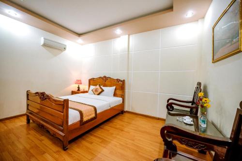 Guestroom, Hoang Duc Hotel near Tra Su Forest