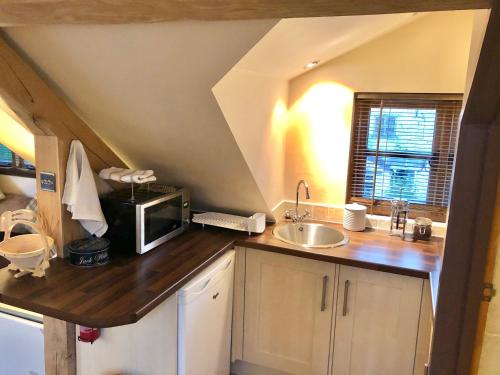 Greencourt Loft - The Cotswold Way, Stroud
