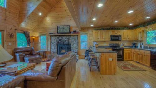Two-Bedroom Holiday Home image 4