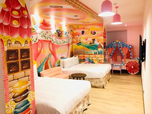 room detail thumbnail 0