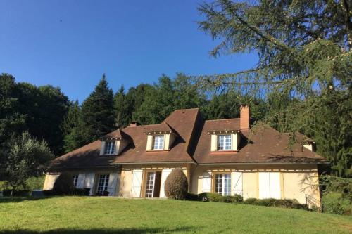 Maison de maitre , prestations luxes gîte à louer Montégut-en-Couserans