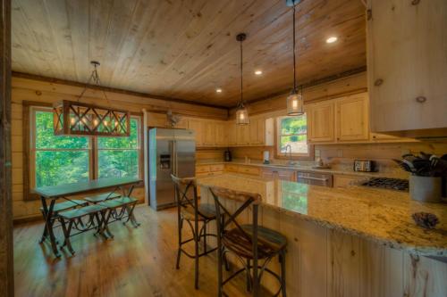 Sleepy Bear Hideaway in Blue Ridge, USA