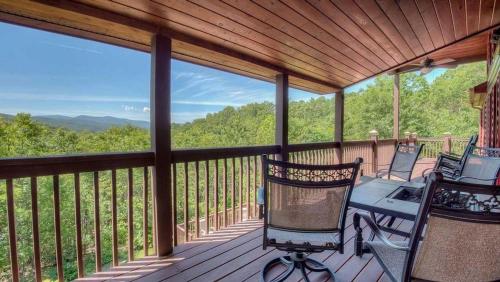 Three-Bedroom Holiday Home  image 5
