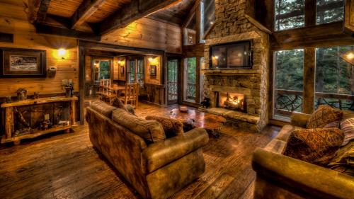 Four-Bedroom Holiday Home image 3