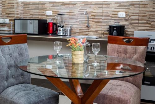 Létesítmények, MiniApartamentos GRAN IMPERIAL PREMIUM near Capitán FAP Pedro Canga Rodríguez repülőtér