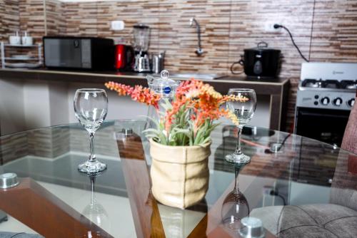 MiniApartamentos GRAN IMPERIAL PREMIUM near Capitán FAP Pedro Canga Rodríguez repülőtér