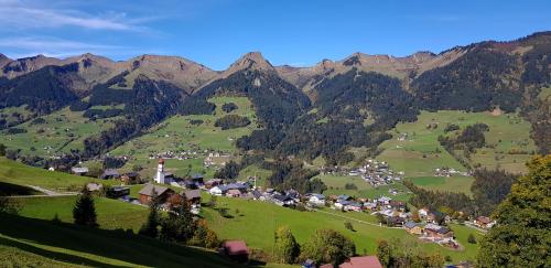  Molto Haus in Raggal
