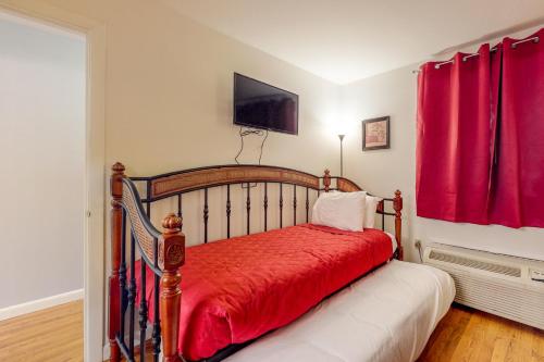 Lake Winnipesaukee Retreat - image 5