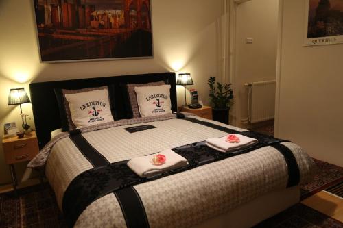 2 king beds