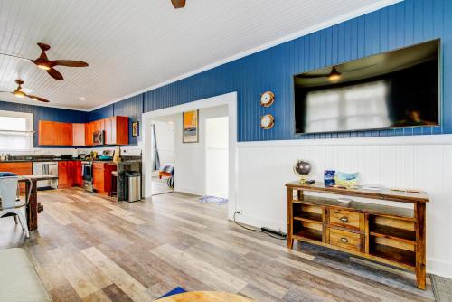 NEW Whaler Inn- Nautical Magic Hilo Downtown in 希洛