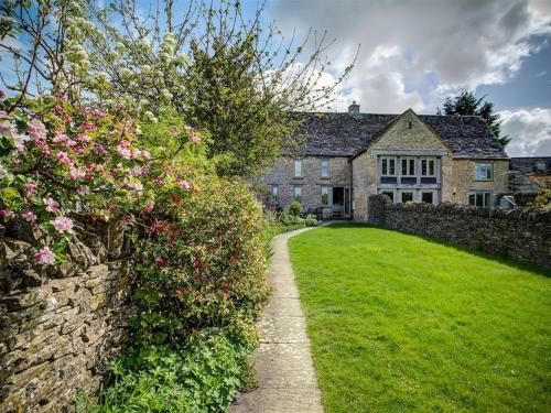 Little Owl Barn, Burford, , Oxfordshire