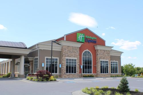 . Holiday Inn Express Woodstock-Shenandoah Valley by IHG