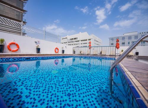 MENA Plaza Hotel Albarsha - Swimming pool