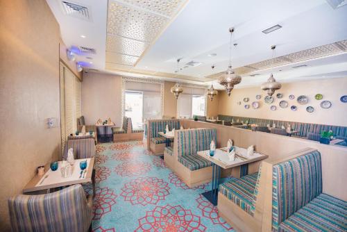 MENA Plaza Hotel Albarsha - Restaurant