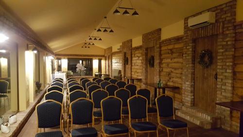 Dzūkijos dvaro "Oficina" Dzūkijos dvaro "Oficina"