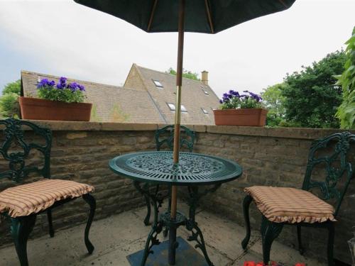 Temple Mews STOW ON THE WOLD - image 13