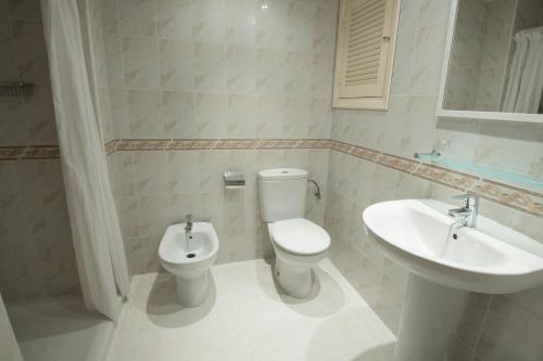 Hostal Mayol - image 8