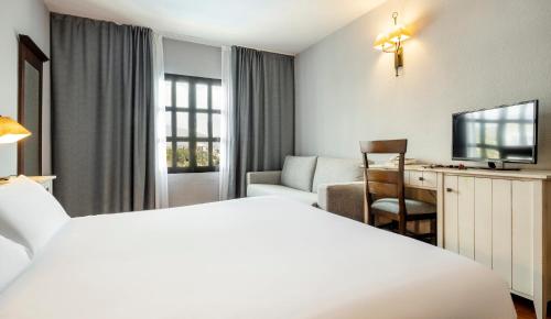 Triple Room (3 Adults)