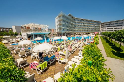 Aqua Nevis Hotel & Aqua Park - All Inclusive 5