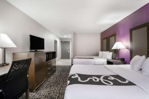 La Quinta Inn by Wyndham North Myrtle Beach - image 9