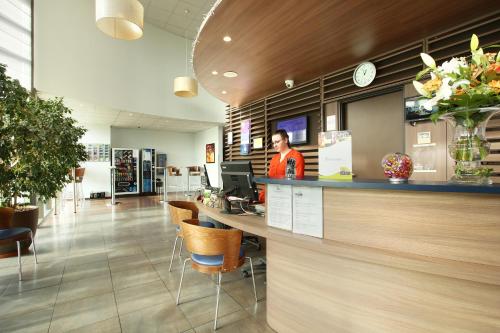 チェックイン/アウト（エクスプレス）