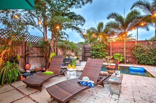 Tropical Lake Worth Hideaway Walk to Attractions! in Lake Worth, USA