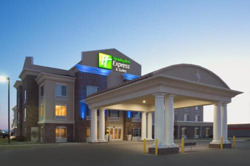Holiday Inn Express Hotel & Suites Minot South By IHG - 숙소 외관