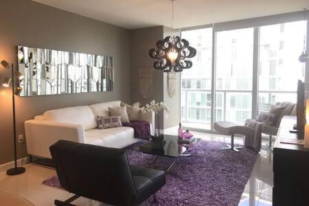Modern Luxury 1 Bedroom At Icon 49 Floor