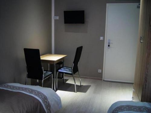 Amaya Motel - image 5