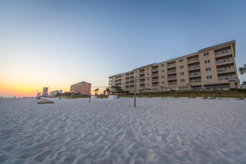 Holiday Inn Club Vacations Panama City Beach Resort, an IHG Hotel