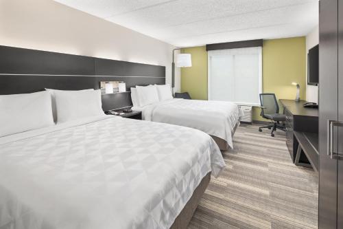 Holiday Inn Express Hotel & Suites Greenville-I-85 & Woodruff Road, an IHG Hotel - image 4