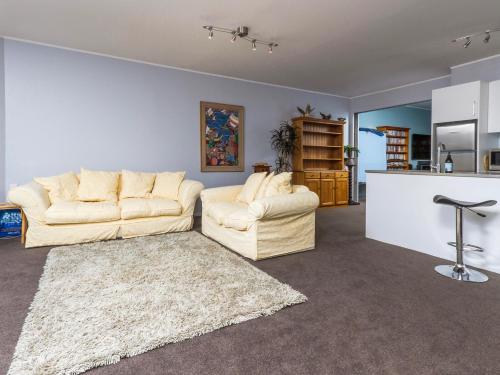 Beachside Holiday - Castor Bay Holiday Apartment, Auckland (foto 7)