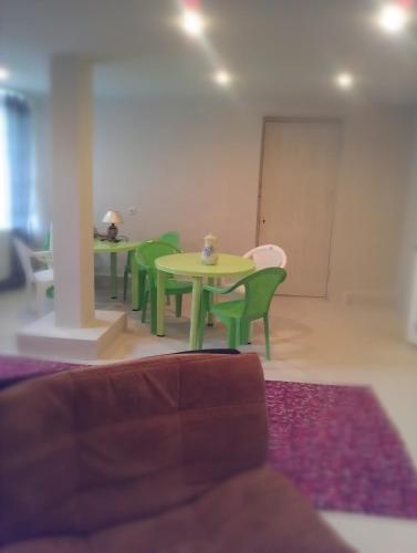 Létesítmények, Comfort Plus in Dighomi